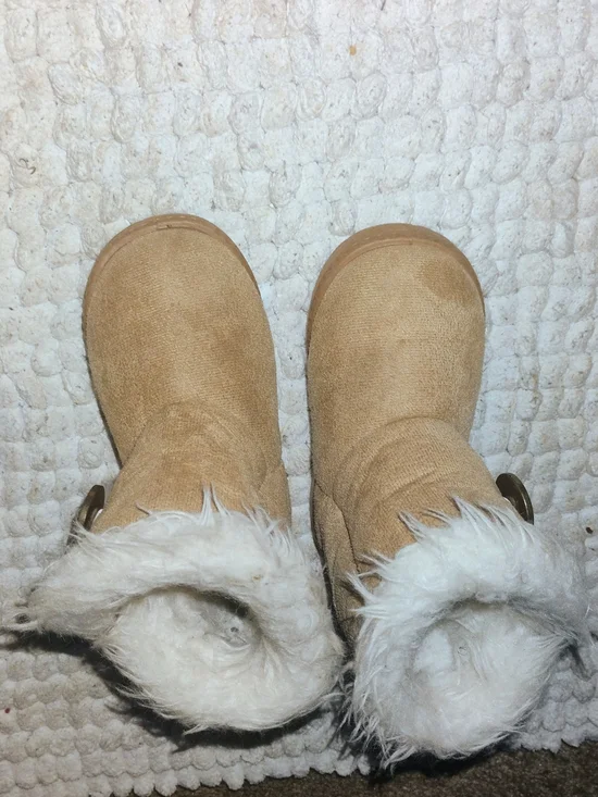 Kid's Tan Faux-Suede Cozy Fur-Lined Boots