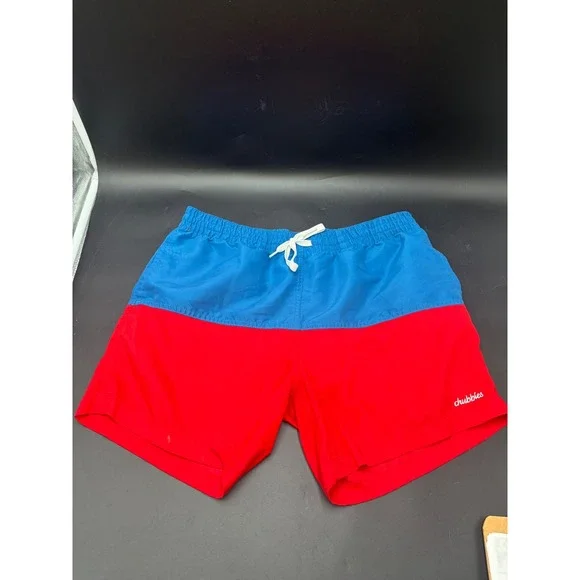Chubbies Men's Medium Swim Trunks Red Blue Colorblock Mesh Lined Made USA