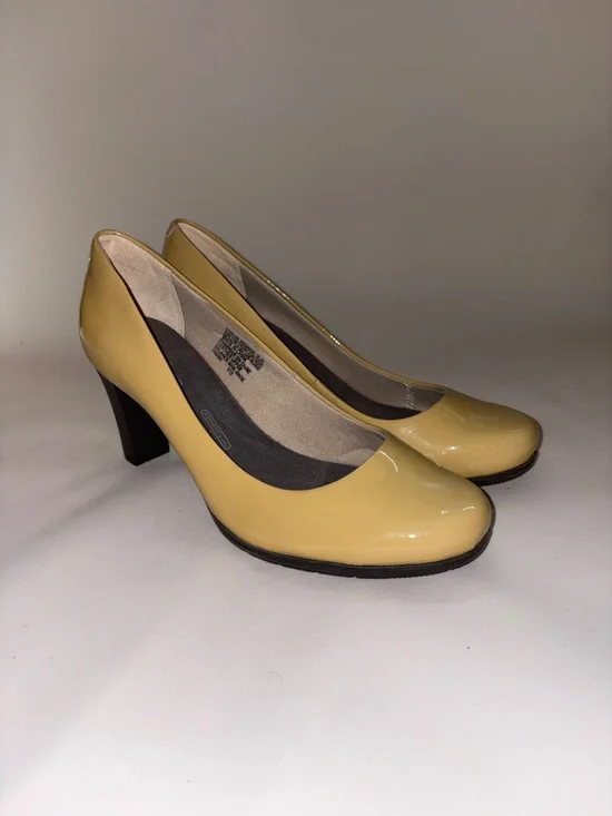Rockport / Adidas Collab - Total Motion Patent Round-Toe Heels Size 9.5‎