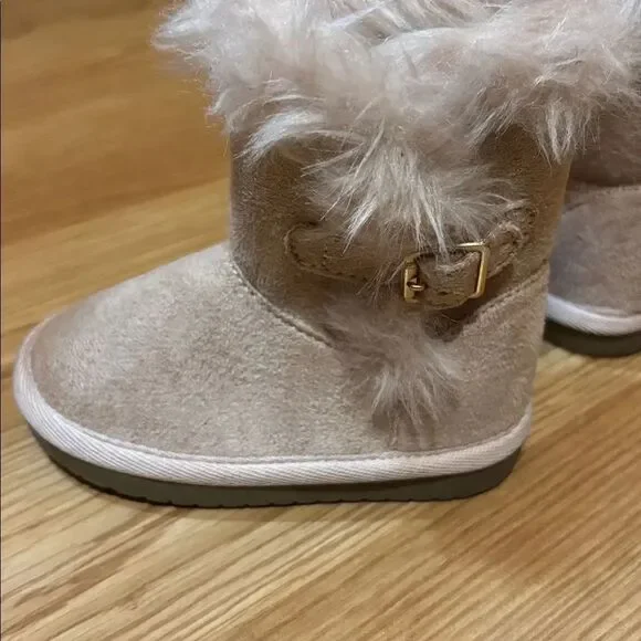 CHILDREN’S PLACE BABY GIRLS SIZE 5 BOOTS