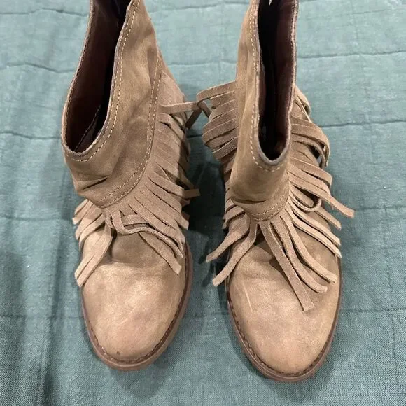 Volatile Kids Tan Fringe Boots