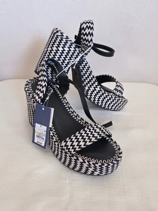 Universal Thread Madeline Platform Heels Black and Cream NWT US 8