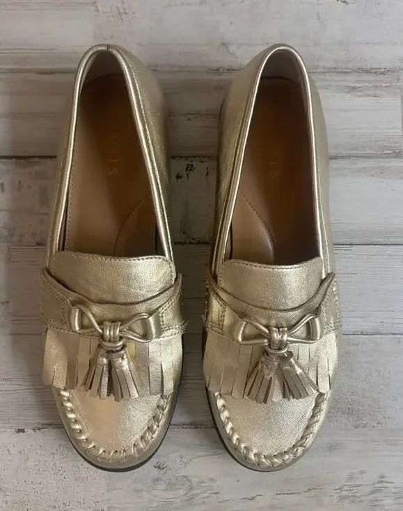Laura Kiltie Tasseled Gold Loafers - Nappa Girls sz 5M