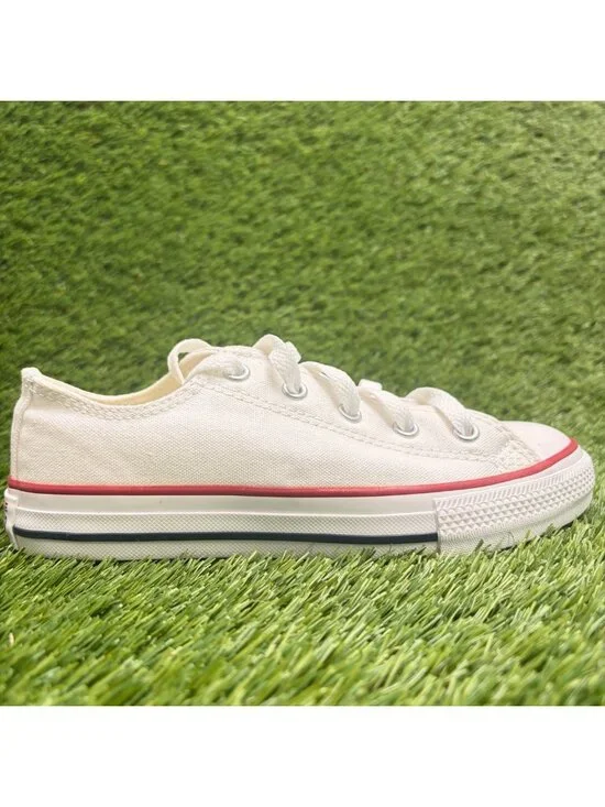 Converse Chuck Taylor All Star Low Boys Size 1.5Y White Athletic Shoes Sneakers