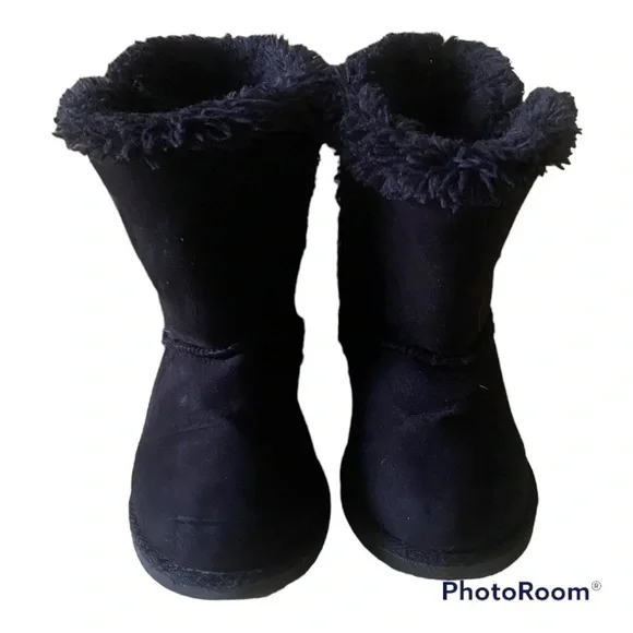 GIRLS BLACK BOOTS-TARGET
