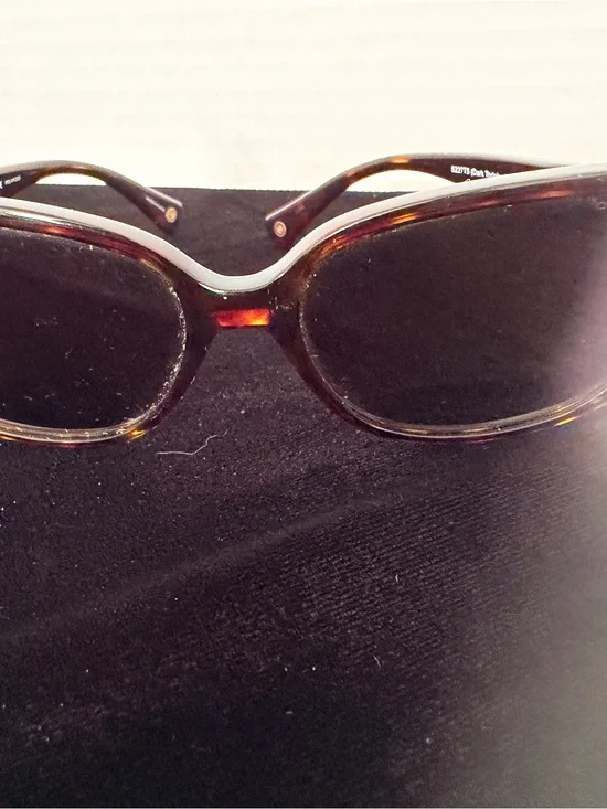 Coach HC8105 Amber Sunglasses Tortoise Ocelot Frame W/ Signature Case & Cloth