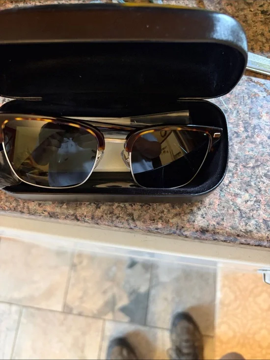 Brand New Coach Rogue Retro Light Gold/Dark Tortoise Sunglasses w/authentic case