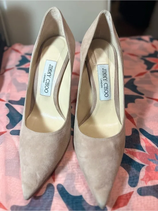 Jimmy Choo Women's Nude Suede Pointed-Toe Pump | Size 7 | EU 37