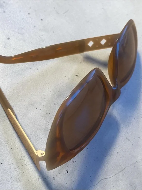 Vintage Laura Biagiotti sunglasses