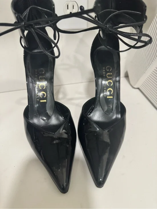 Gucci Black Patent Leather Pointed Toe Ankle-Tie Heels