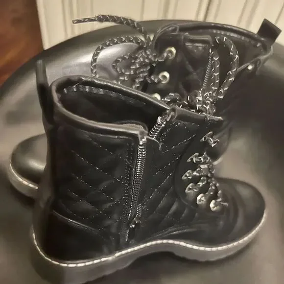 STEVE MADDEN Combat Boots  Side Zip Laces sz 2