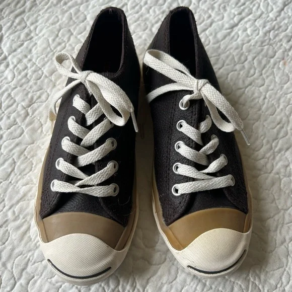 NWOT Converse Jack Purcell sneakers size 1. Brown w/tan accents. Waterproof.