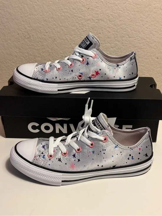 Converse Chuck Taylor All Star OX Junior 3 Silver Star Print Glitter 665360F NWT