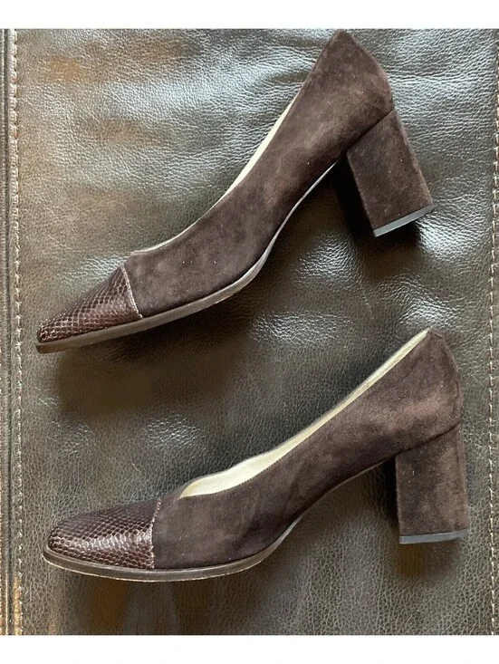 RARE Martinez Valero Vintage Pumps Brown Suede Slip-On Heels Size 9 B (Narrow)..