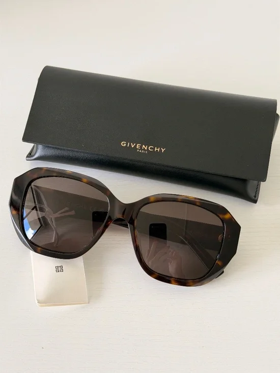 New GIVENCHY Sunglasses GV400751 52E Dark Havana Frame Authentic