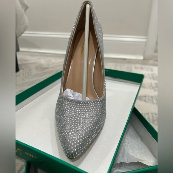 Lauren Lorraine “Dazzle” Pumps