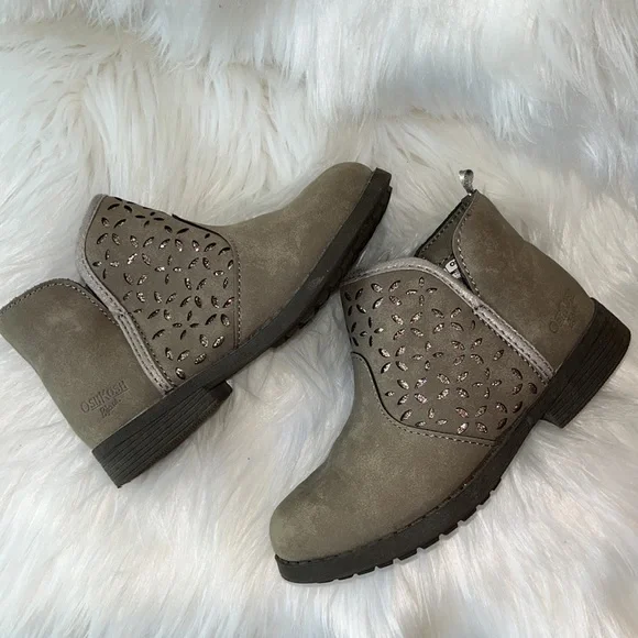 Oshkosh b’gosh girls boots- 10