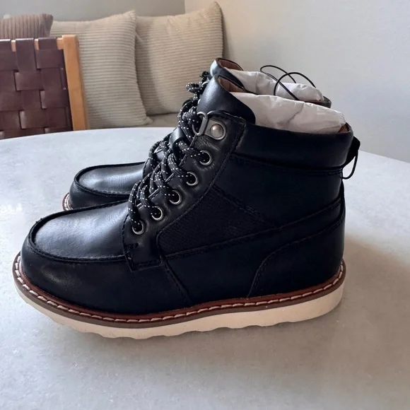 Boys Black Leather Lace-Up Boots