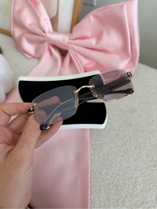 CHAMELO glasses