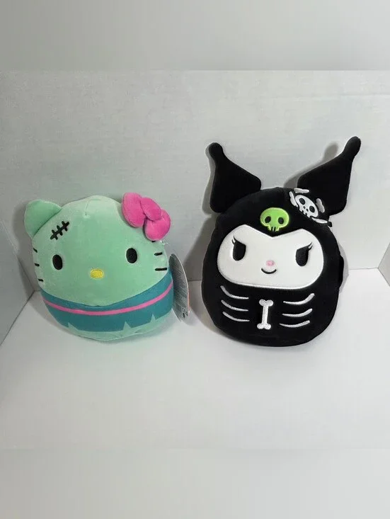 Sanrio Green Hello Kitty & Black Kuromi Plush Pair