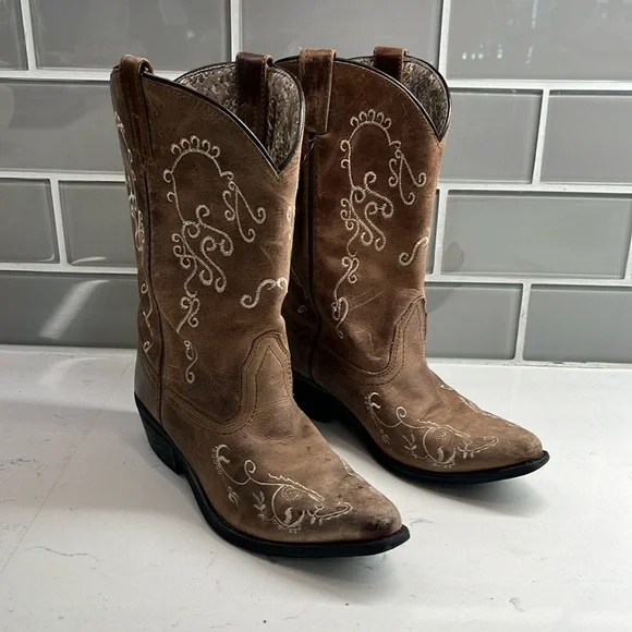 Smoky Mountain Girls Jolene Snip Toe Boots Size 4.5 R‎