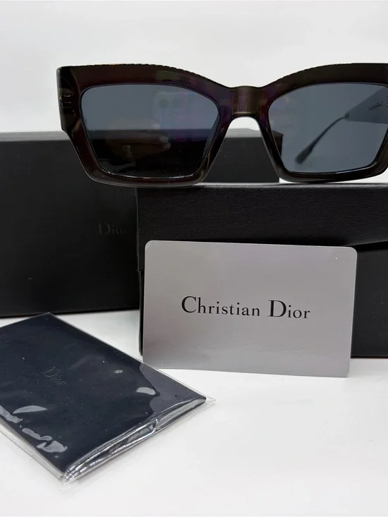 Dior Catstyle Black Rectangular Frame Sunglasses with Dark Lenses