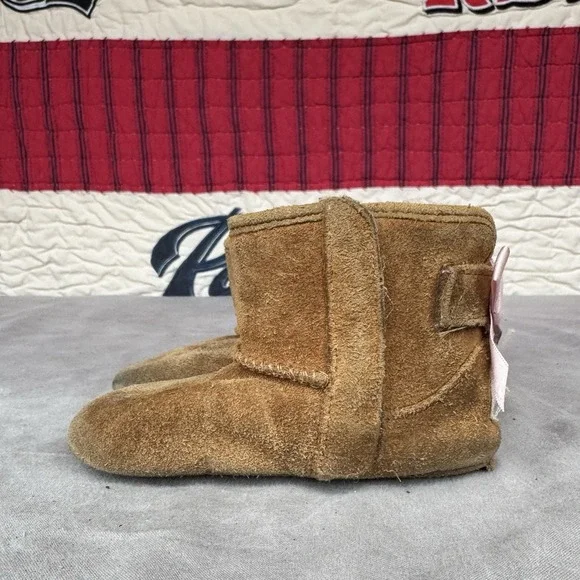 Size 4/5c - UGG Jesse Bow Children S Fuzzy Comfortable Brown‎ Boot 1018452I