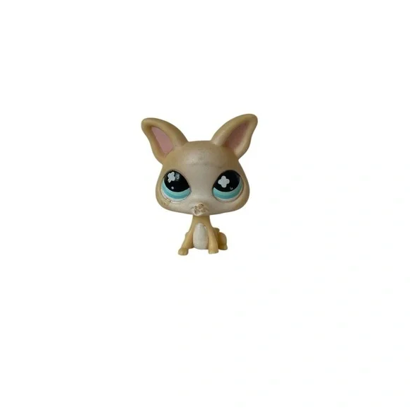 Littlest Pet Shop LPS Cream White CHIHUAHUA #837 Blue Clover EYES Tan Dog Puppy