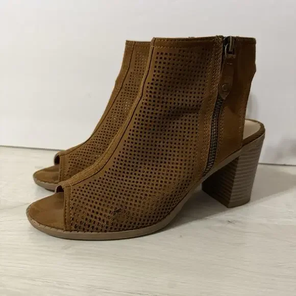 American Rag Cie Brown Open Toe Ankle Booties 3 Inch Heels Women's Size 7.5