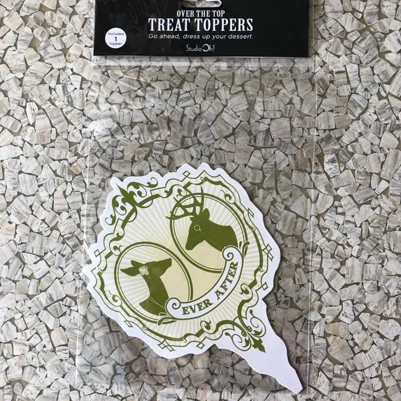Treat Toppers Victorian Fancy cake topper wedding