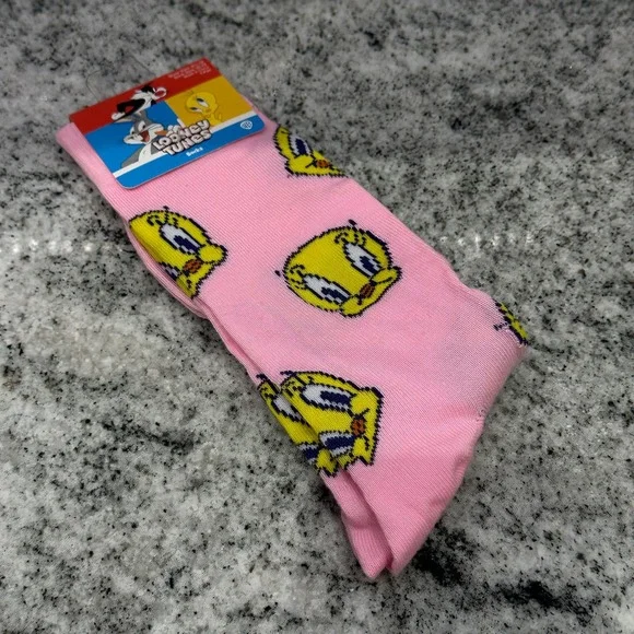 Looney Tunes Mens 10-13 Crew Socks Pink Tweety Bird Pixel‎ Graphic Retro Kidcore