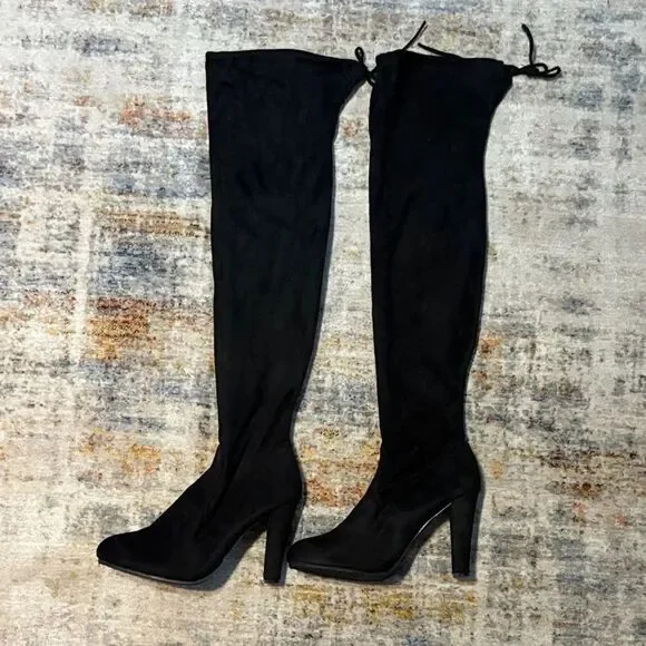Chic Black Over-the-Knee Boots