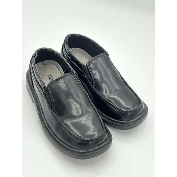 Deer Stags Kids' Brian Dress Comfort Slip On Loafer Size 9.5