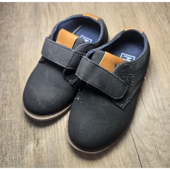 Max + Jack Kids Black Dress Shoes‎ Size 5
