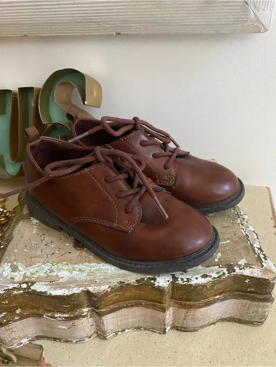 CARTER’S Lace-up Oxford Shoes