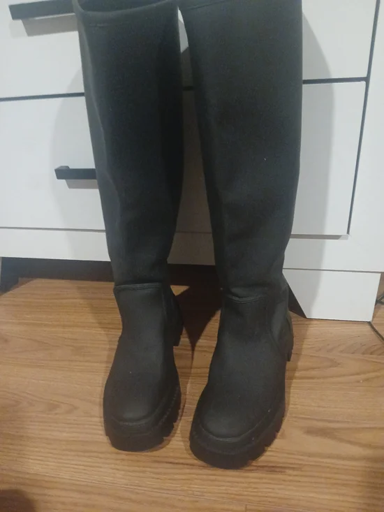 Black Women's Tall Winter Boots - Brand Unspecified