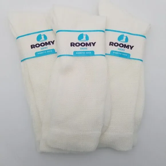Lot of 3 Pairs‎ of Roomy Diabetic Socks White Crew Size 13-16 J800XL USA Made