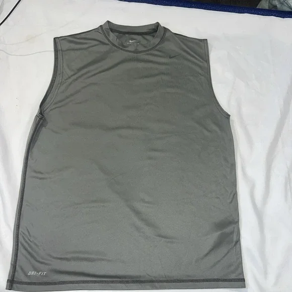 Nike Dri-Fit M Grey Tank Top Center Swoosh Men's/ Unisex‎ Basketball Sport 271