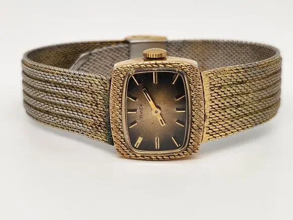 Vintage 1950s Timex Ladies Gold Dial Wind-Up Watch w/Mesh Band - PARTS/ REPAIR