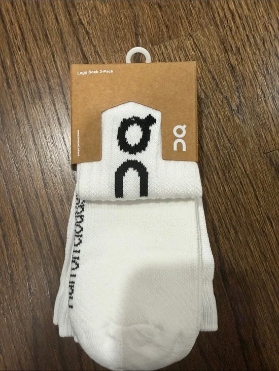 On Cloud Running White Crew Socks with Black Logo