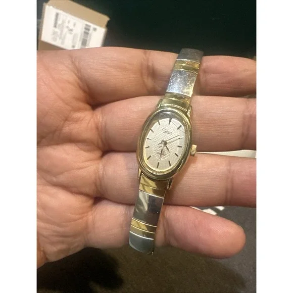 Works Vintage Timex Cavatina Quartz Two‎ Tone Ladies Watch Stretch 18mm Fit 7.5