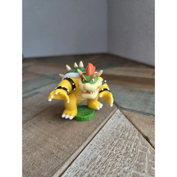 Nintendo Super Mario Chess Collectors Piece Figure‎ Bowser King Cake Top