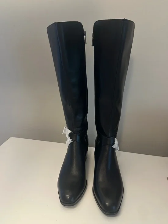 Stuart Weitzman Shore Black Leather Boots Size 7.5 New with box