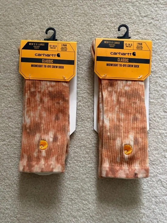 NWT 2 Pairs of Carhartt Men's Tie Dye Crew Socks. Size XL.