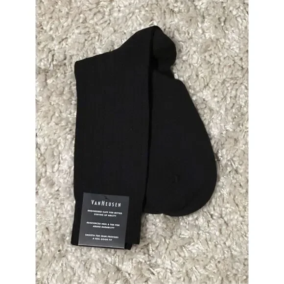 New with tags Van Heusen Mens Black Dress‎ Socks Size 6-12.5 black