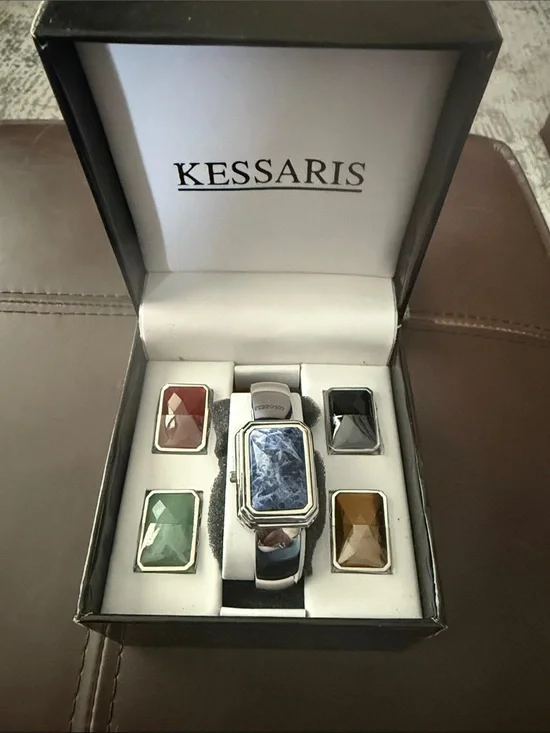Interchangeable Stone Watch & Bracelet Set - Blue Main Stone