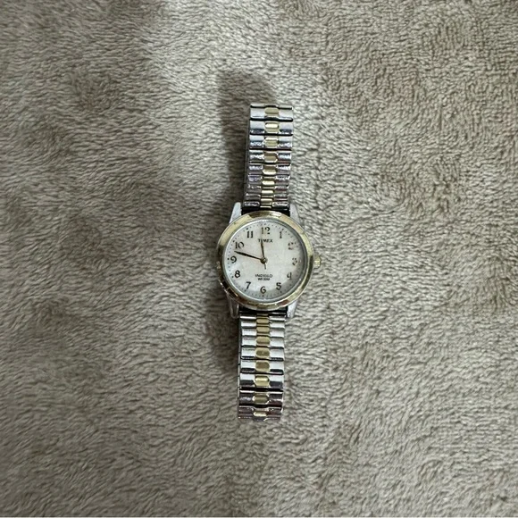 Timex Indiglo Women T2M828 Dress MOP Dial Two Tone Expansion Quartz Watch 6 1/2