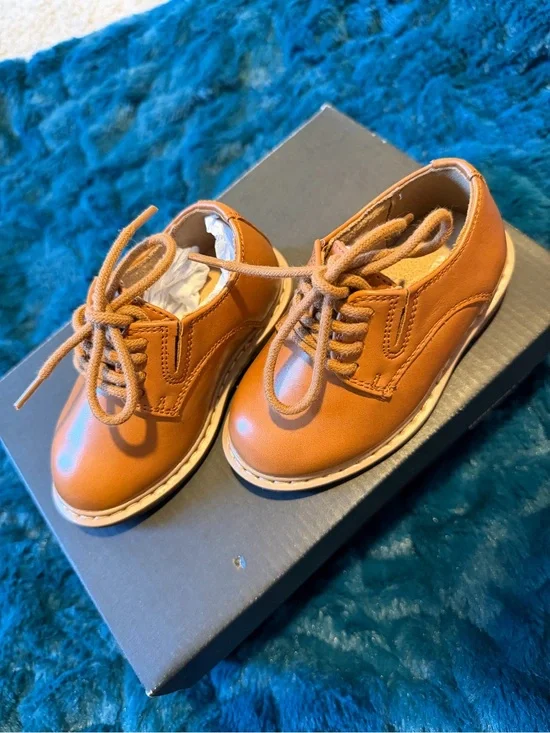 Kenneth Cole Toddler Lace-Up Dress Shoes in Cognac
