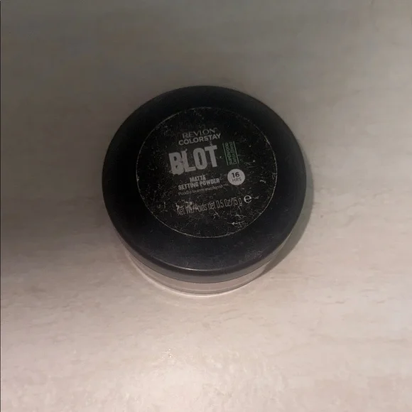 Revlon Black Matte Setting Powder