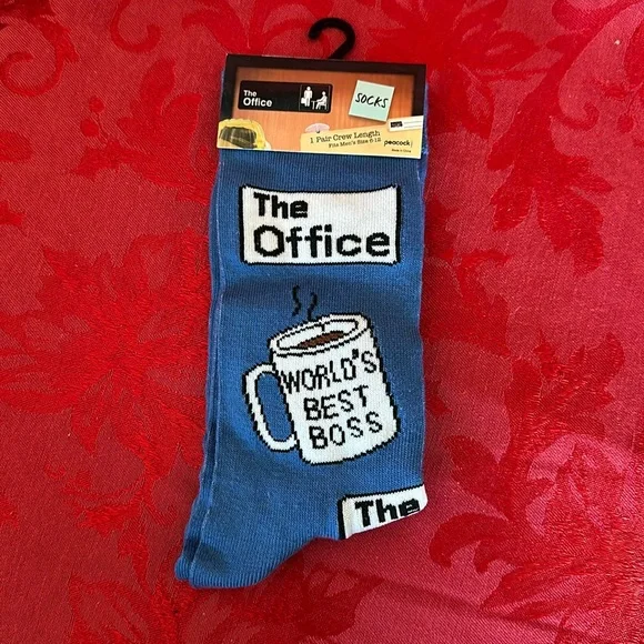 🌵3/$15 The Office television series crew length men’s socks (see description)